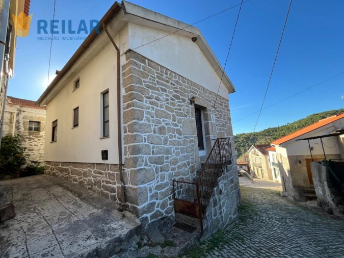 Moradia T3 para Venda em Longa Foto 25