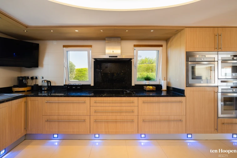 Moradia T4 para Venda em Budens Foto 18