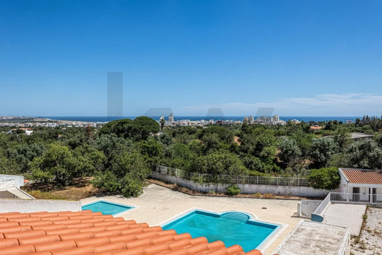 Moradia T3 para Venda em Armação de Pera Foto 26