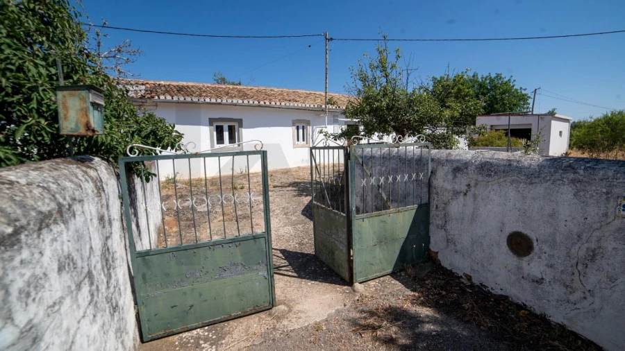 Moradia T3 para Venda em São Brás de Alportel Foto 4