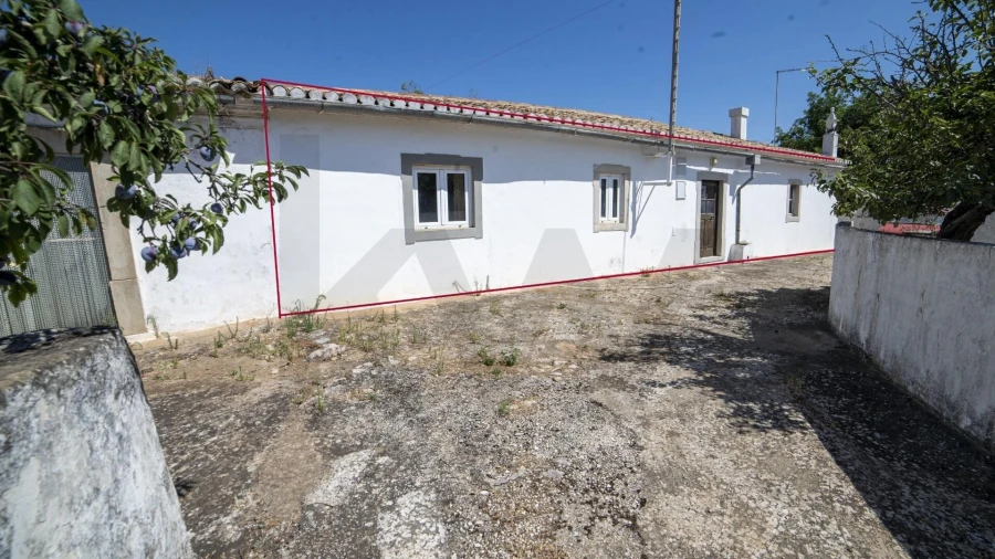 Moradia T3 para Venda em São Brás de Alportel Foto 2