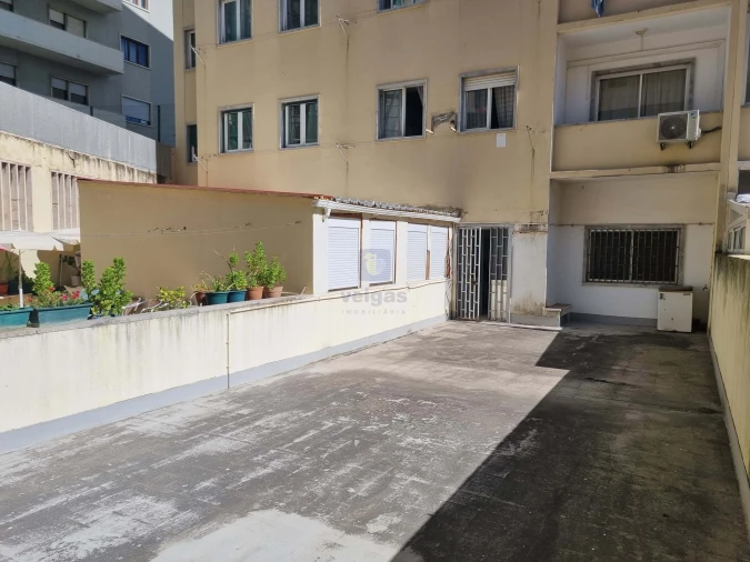 Apartamento T3 para Venda em São Vicente Foto 3