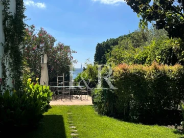 Moradia T6 para Venda em Belém