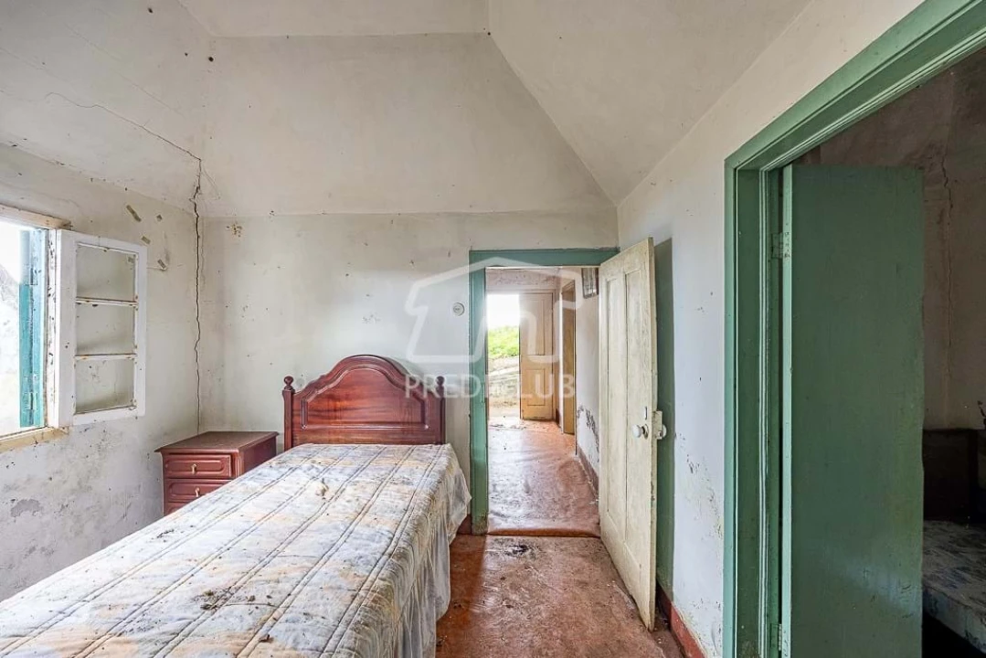 Moradia T2 para Venda em São Jorge Foto 11