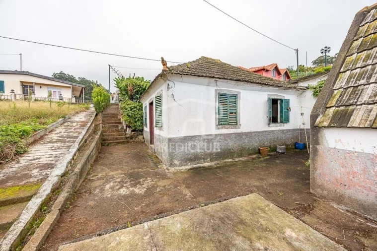 Moradia T2 para Venda em São Jorge Foto 6