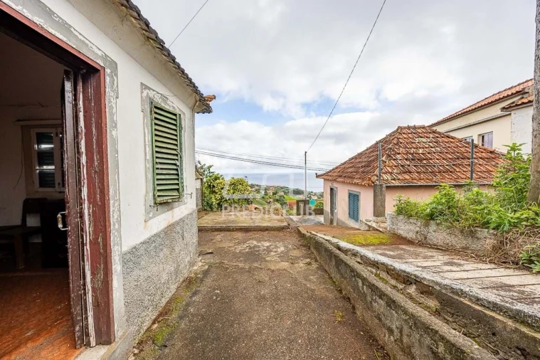 Moradia T2 para Venda em São Jorge Foto 2