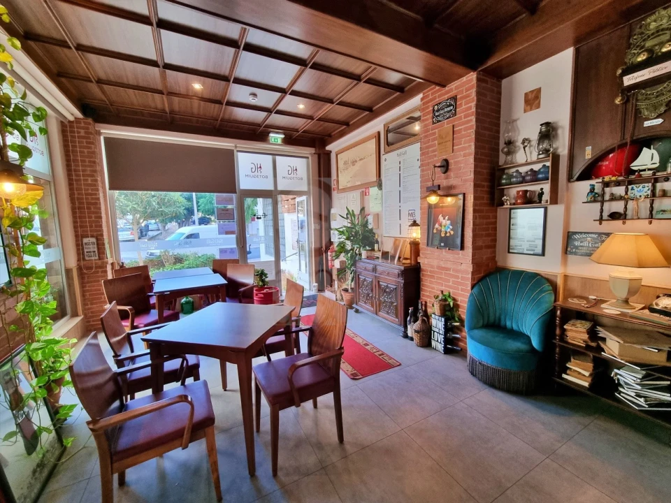 Negócio para Venda em Armação de Pera Foto 1