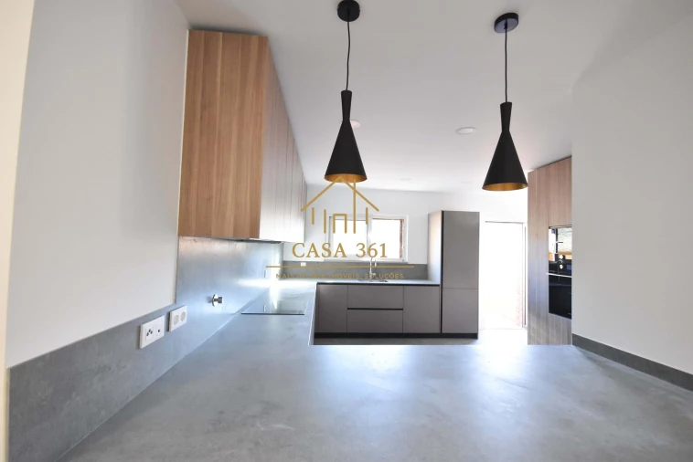 Moradia T3 para Venda em Alhandra, São João dos Montes e Calhandriz Foto 7