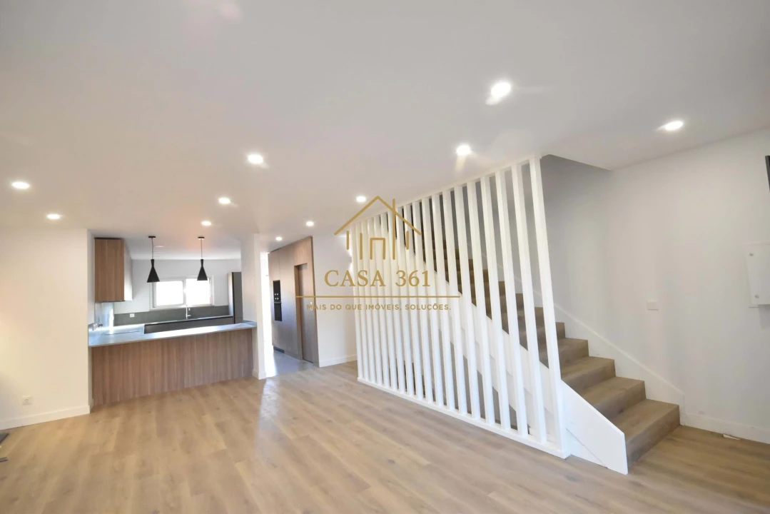 Moradia T3 para Venda em Alhandra, São João dos Montes e Calhandriz Foto 3