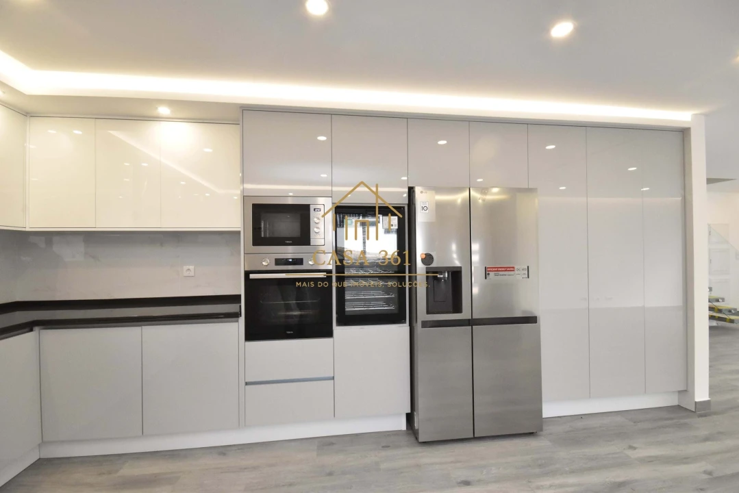 Moradia T4 para Venda em Alhandra, São João dos Montes e Calhandriz Foto 7