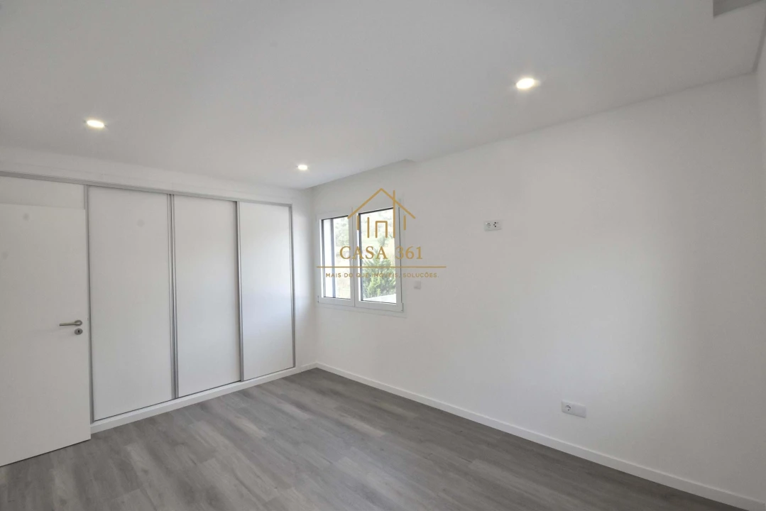 Moradia T4 para Venda em Alhandra, São João dos Montes e Calhandriz Foto 24