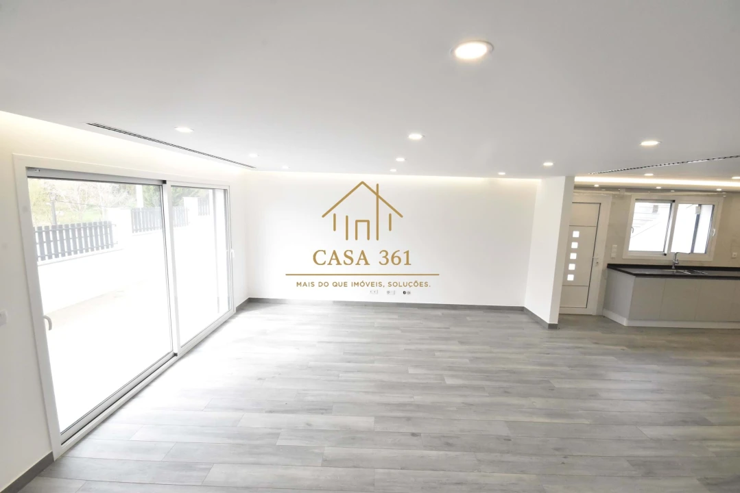 Moradia T4 para Venda em Alhandra, São João dos Montes e Calhandriz Foto 12