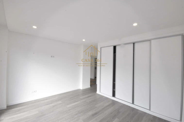 Moradia T4 para Venda em Alhandra, São João dos Montes e Calhandriz Foto 36