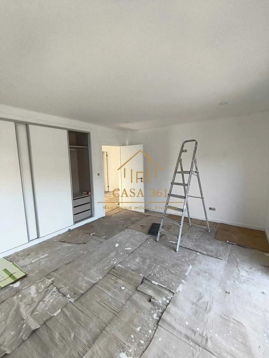 Moradia T4 para Venda em Alhandra, São João dos Montes e Calhandriz Foto 22