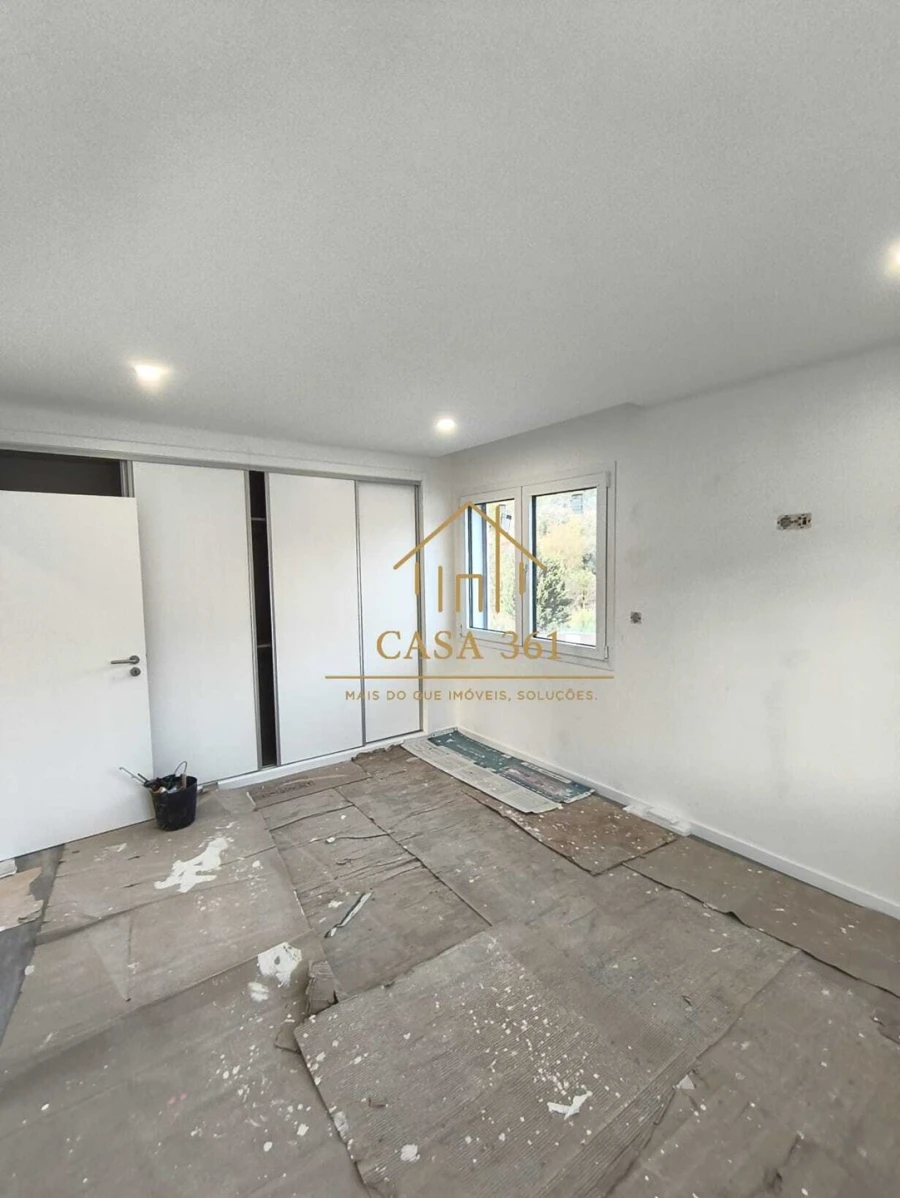 Moradia T4 para Venda em Alhandra, São João dos Montes e Calhandriz Foto 17