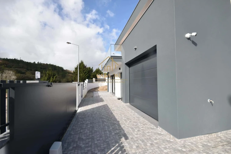 Moradia T4 para Venda em Alhandra, São João dos Montes e Calhandriz Foto 42