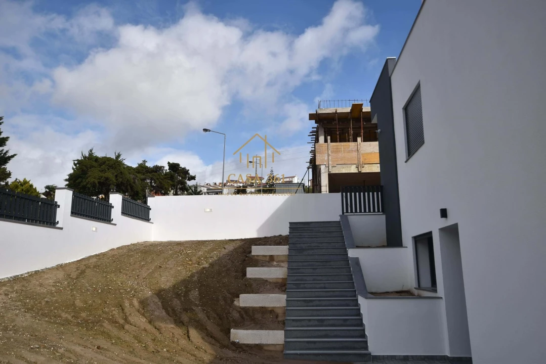 Moradia T4 para Venda em Alhandra, São João dos Montes e Calhandriz Foto 45