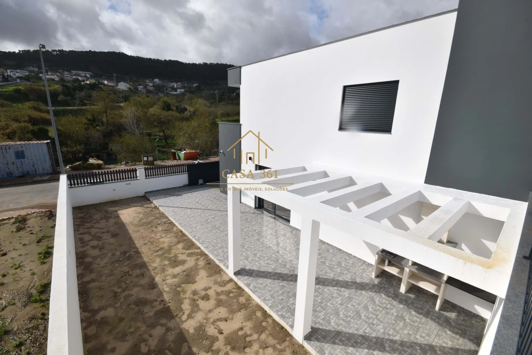 Moradia T4 para Venda em Alhandra, São João dos Montes e Calhandriz Foto 47