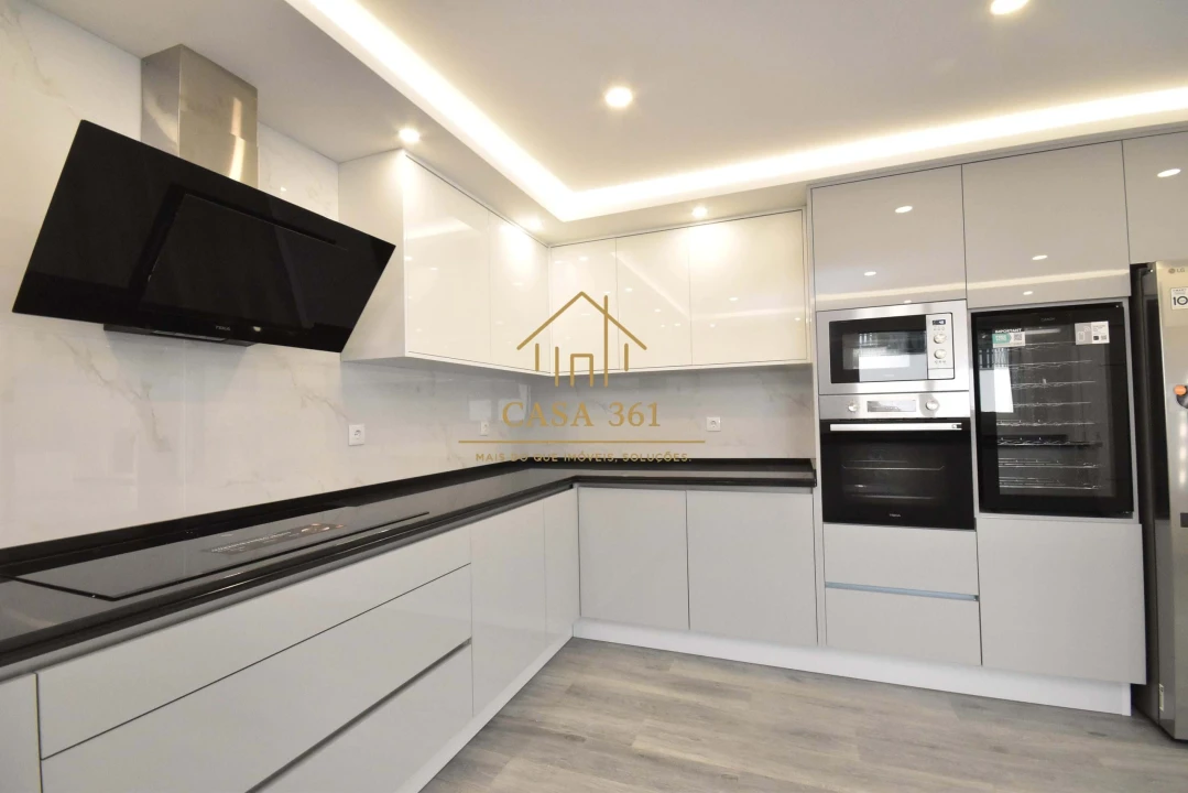 Moradia T4 para Venda em Alhandra, São João dos Montes e Calhandriz Foto 9