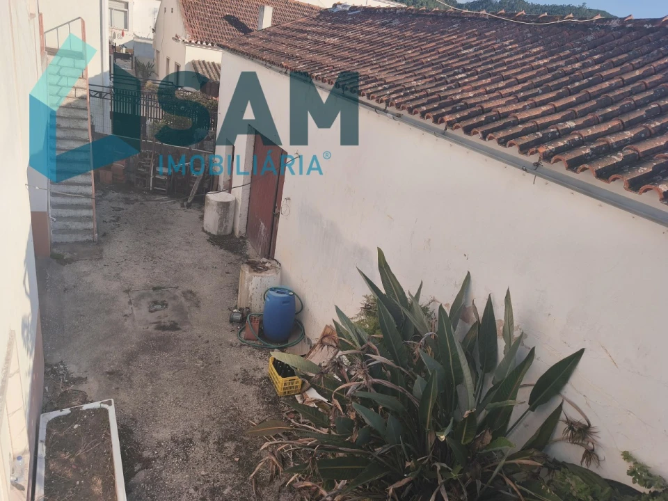 Moradia T3 para Venda em Maxial e Monte Redondo Foto 8