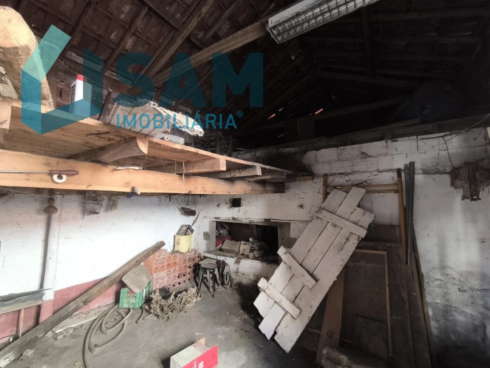 Moradia T3 para Venda em Maxial e Monte Redondo Foto 19