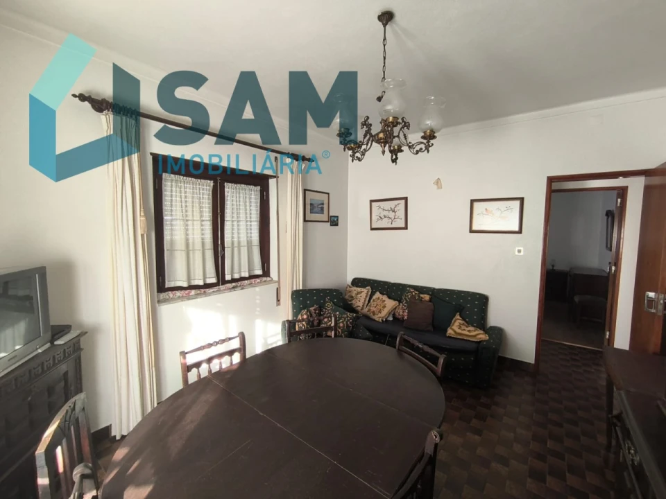 Moradia T3 para Venda em Maxial e Monte Redondo Foto 24