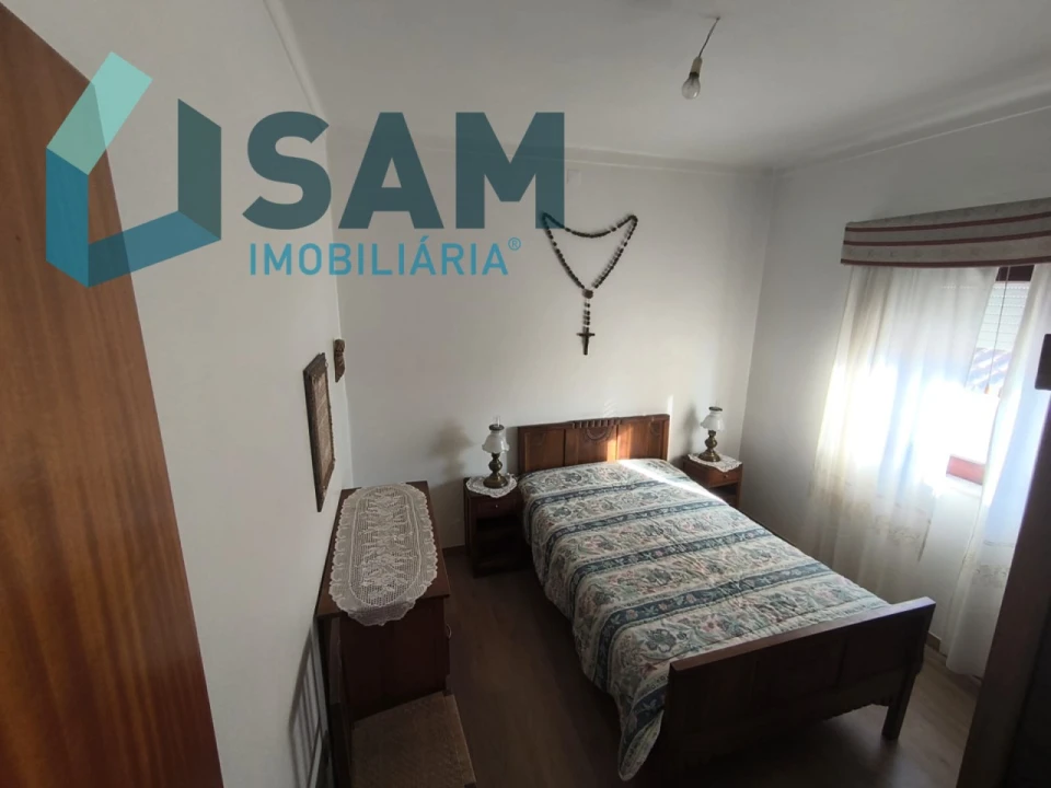 Moradia T3 para Venda em Maxial e Monte Redondo Foto 26