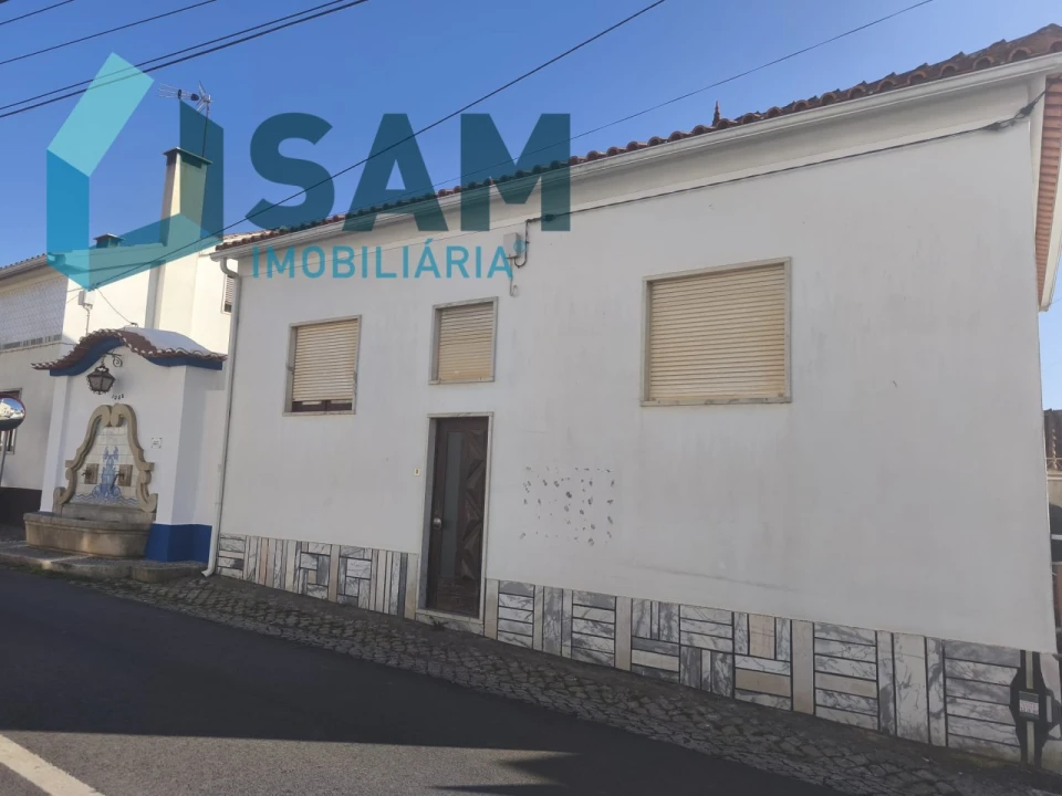 Moradia T3 para Venda em Maxial e Monte Redondo Foto 3