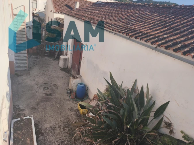 Moradia T3 para Venda em Maxial e Monte Redondo Foto 8