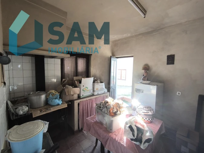 Moradia T3 para Venda em Maxial e Monte Redondo Foto 11