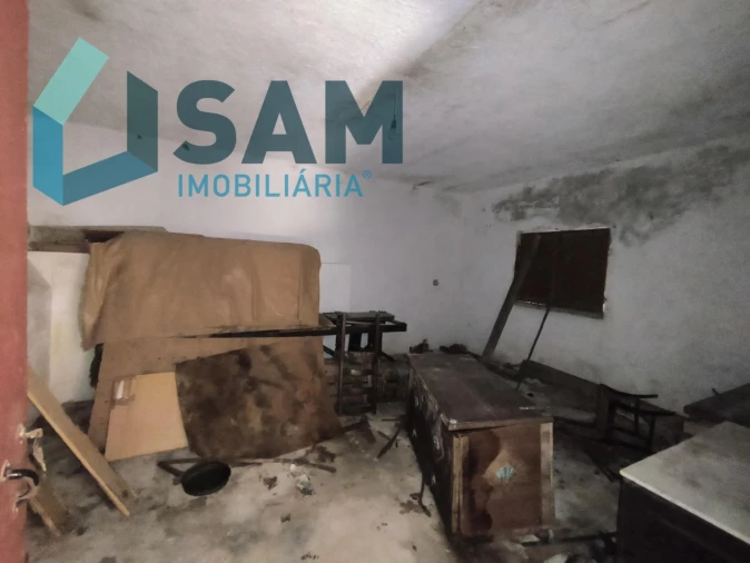 Moradia T3 para Venda em Maxial e Monte Redondo Foto 16