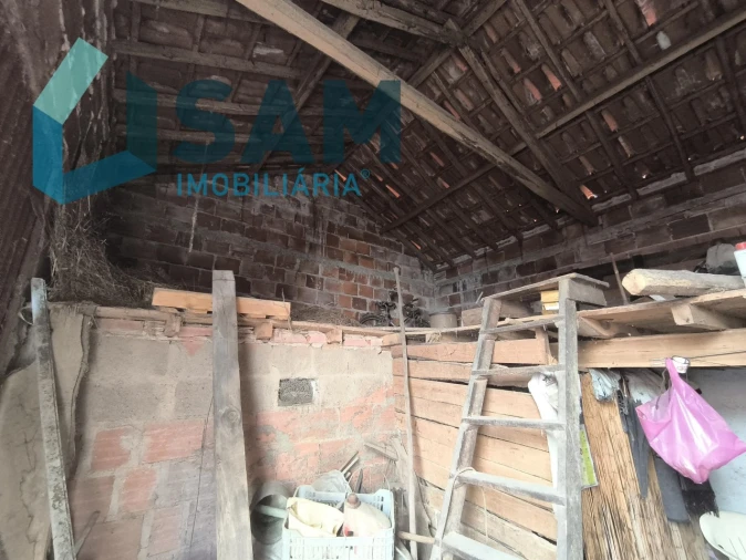 Moradia T3 para Venda em Maxial e Monte Redondo Foto 18