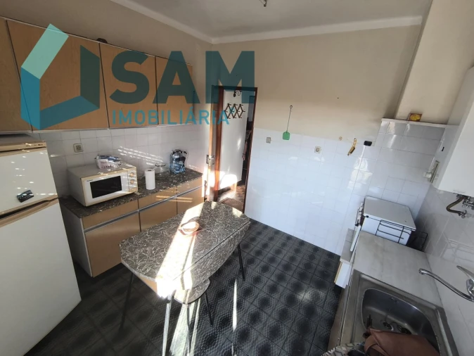 Moradia T3 para Venda em Maxial e Monte Redondo Foto 20