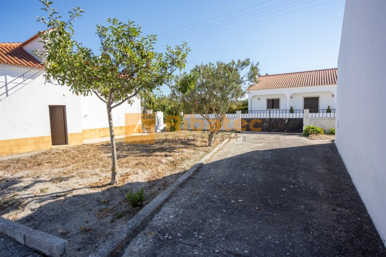 Moradia T2 para Venda em Coruche, Fajarda e Erra Foto 18