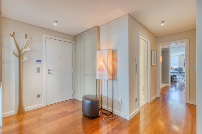 Apartamento T5 para Venda em Canidelo