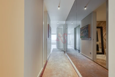 Apartamento T5 para Venda em Canidelo