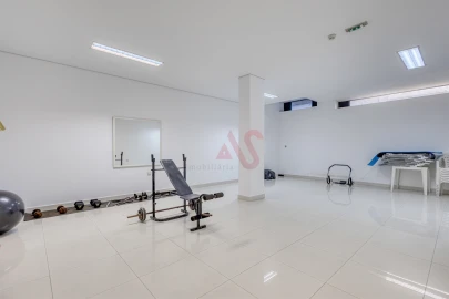 Apartamento T5 para Venda em Canidelo