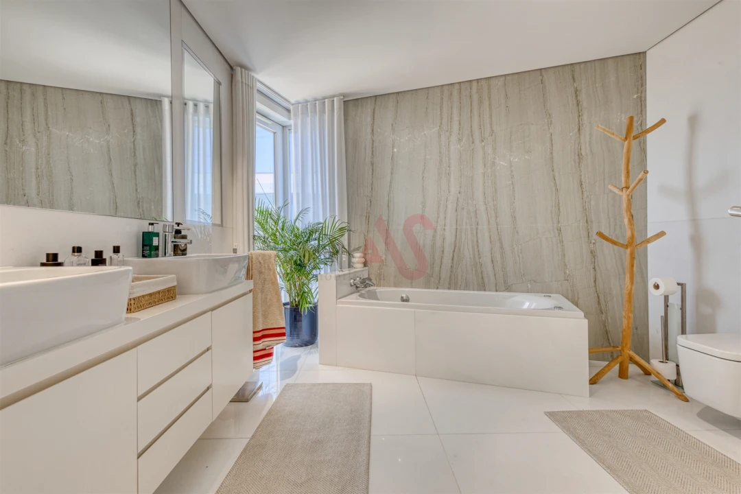 Apartamento T5 para Venda em Canidelo Foto 17