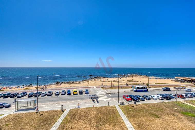 Apartamento T5 para Venda em Canidelo Foto 43