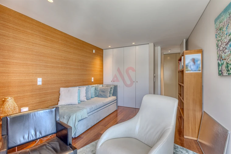 Apartamento T5 para Venda em Canidelo Foto 23
