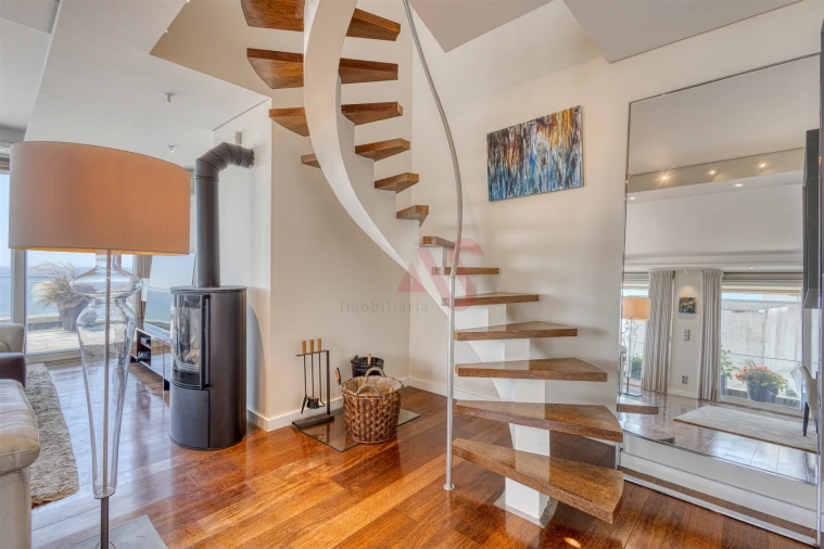 Apartamento T5 para Venda em Canidelo Foto 10