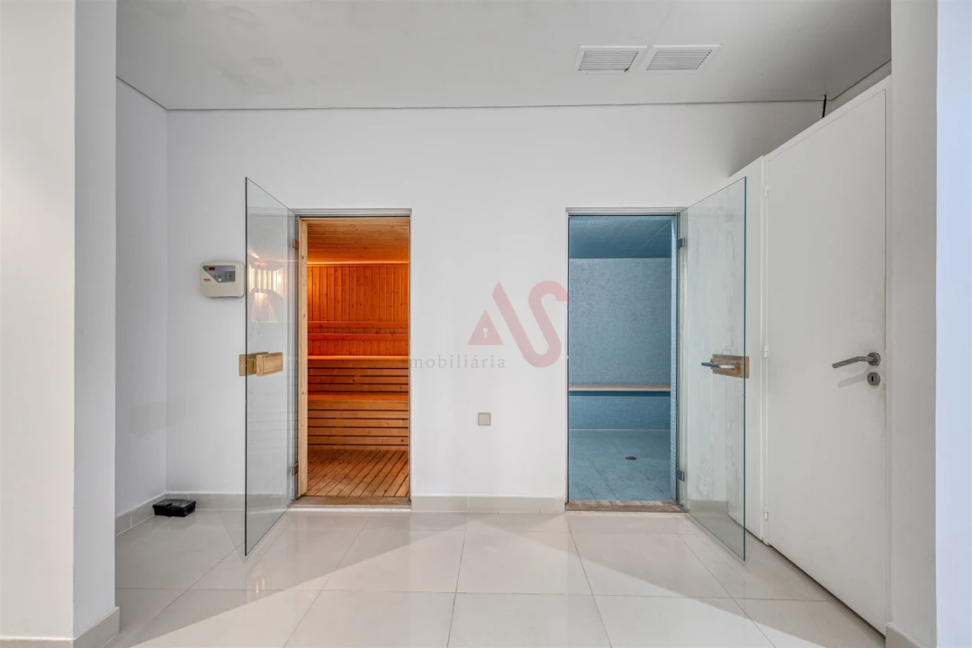 Apartamento T5 para Venda em Canidelo Foto 41