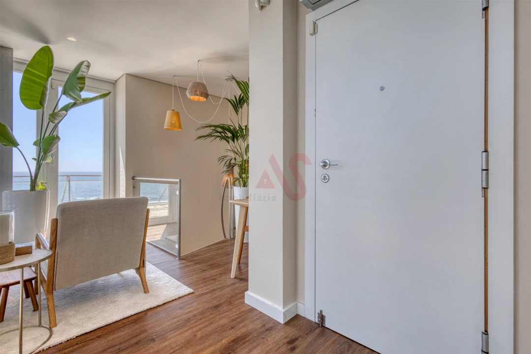 Apartamento T5 para Venda em Canidelo Foto 37