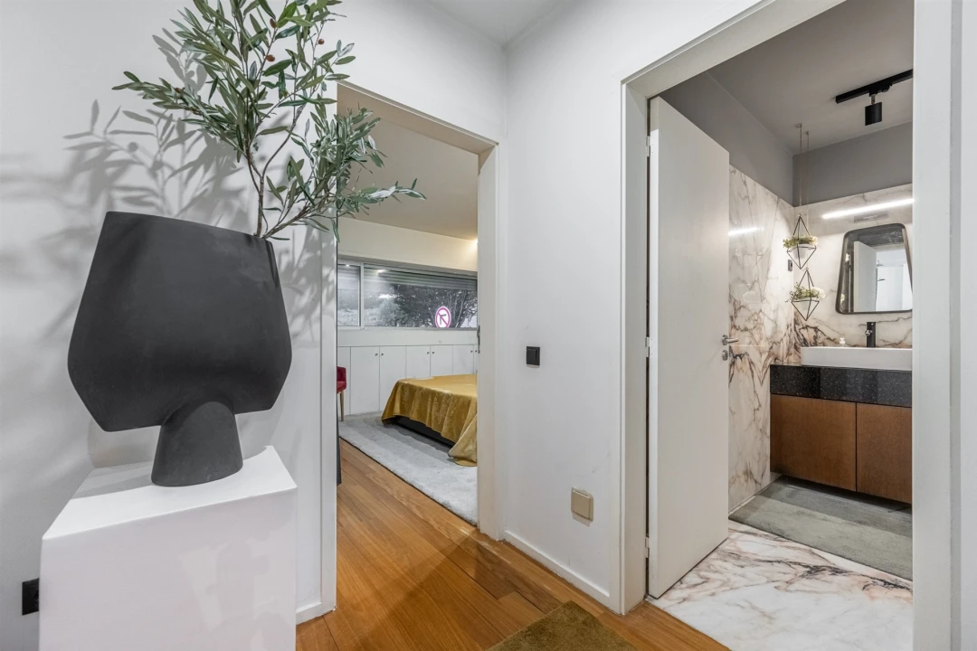 Apartamento T1 para Venda em Oliveira, São Paio e São Sebastião Foto 12