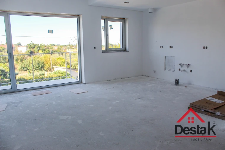 Apartamento T1 para Venda em Currelos, Papízios e Sobral Foto 5