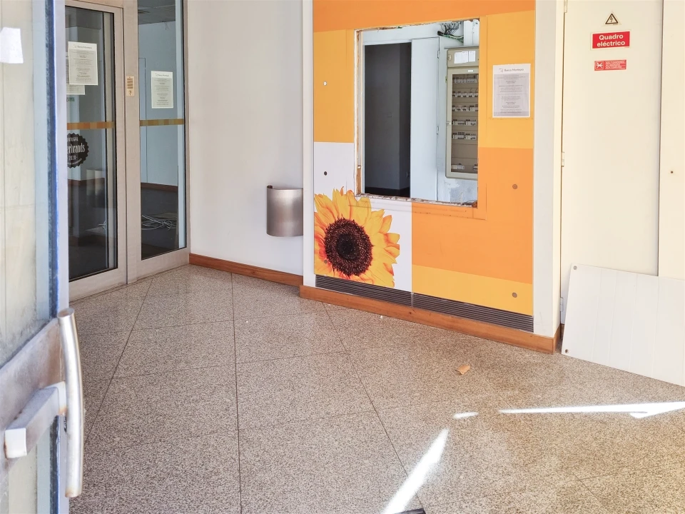 Loja para Arrendamento em Leiria, Pousos, Barreira e Cortes Foto 7