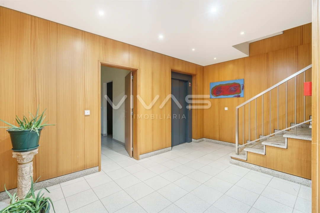 Apartamento T3 para Venda em Vila Verde e Barbudo Foto 25