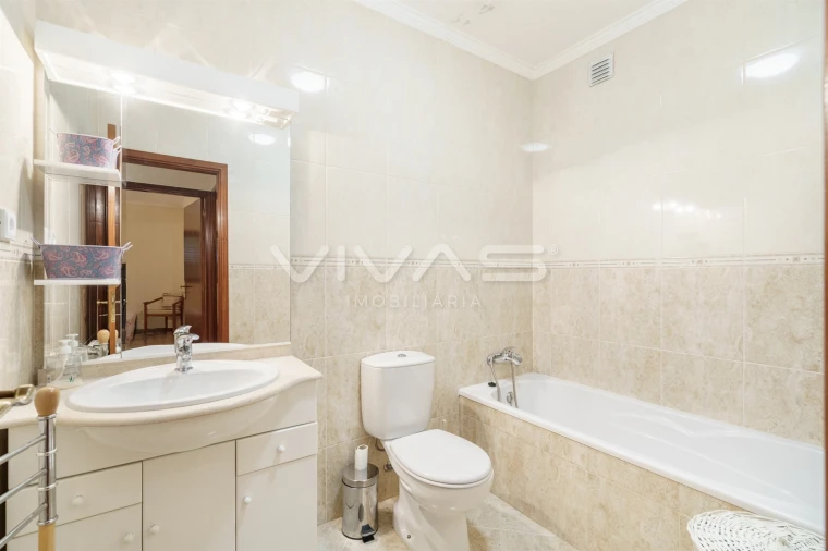 Apartamento T3 para Venda em Vila Verde e Barbudo Foto 17