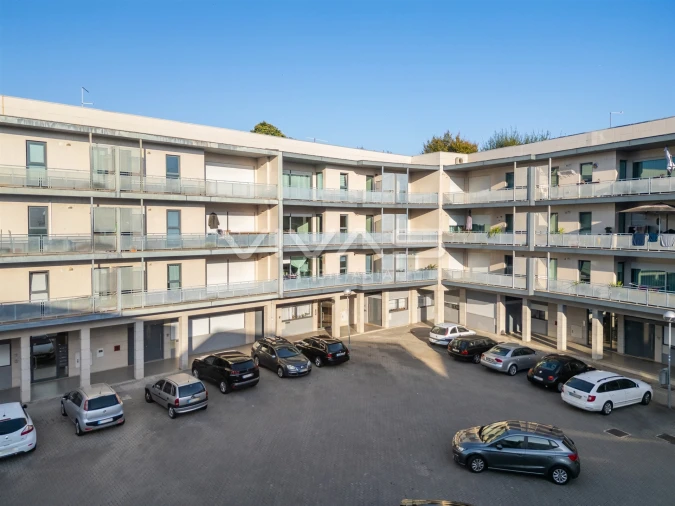 Apartamento T3 para Venda em Vila Verde e Barbudo Foto 2