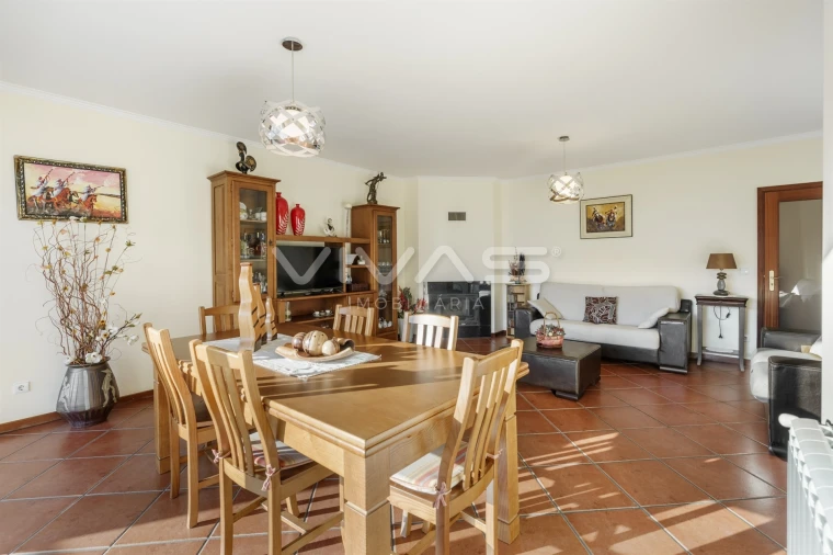 Apartamento T3 para Venda em Vila Verde e Barbudo Foto 6